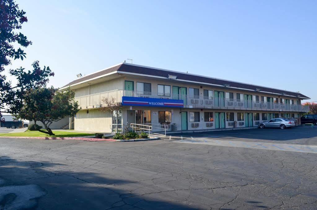 Motel 6-Bakersfield, Ca - Airport Exterior photo